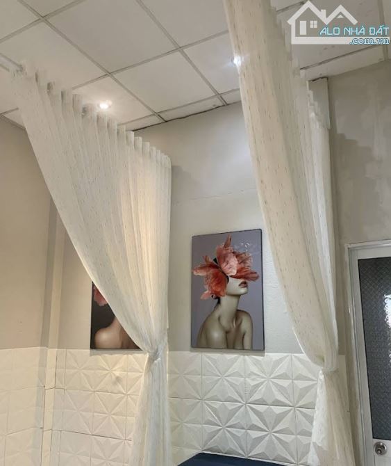 Bán nhà Mặt tiền Huỳnh Thị Hai gần chợ, DT: 4x21m, giá 7.85 tỷ tl - 2
