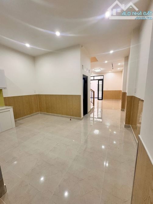🏠 BÁN NHÀ 3 TẦNG - 82M2 - NGANG HƠN 4M - NGAY EMART P.H.I - GIÁP TÂN BÌNH -  NHỈNH 6 TỶ - 2