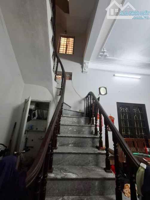 Bán nhà 5 tầng lô góc phân lô quân đội phố Lê Trọng Tấn 19,8 tỷ - 2