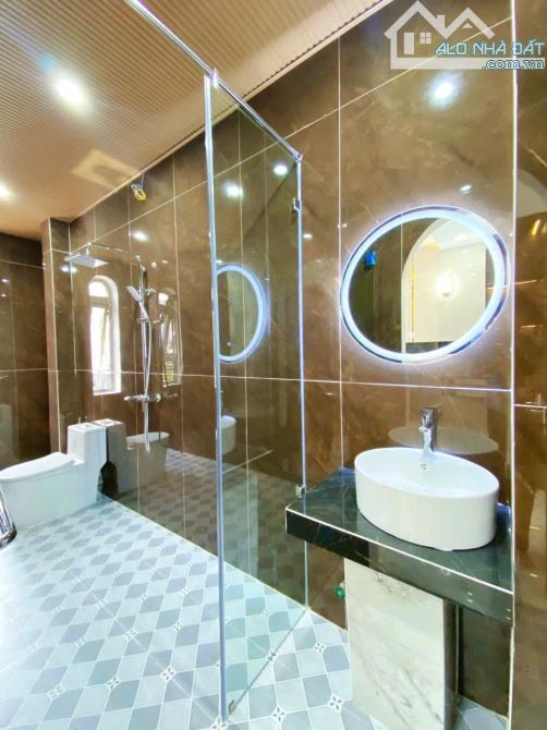 BÁN NHÀ 3 TẦNG MỚI XÂY XONG, SÁT SIÊU THỊ EON,HOÀ XUÂN,ĐÀ NẴNG - 2