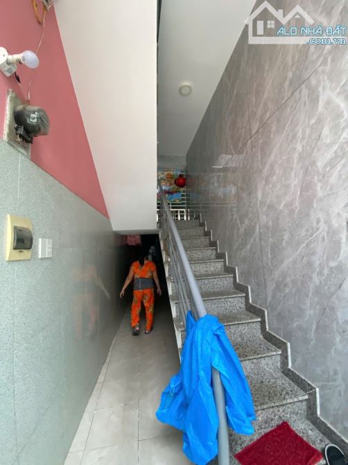 Chế Lan Viên, sát biển Mỹ Khê - Dãy trọ 4phòng + 1 nhà 2 tầng - 90m2 ngang 6.8m - 5,9tỷ - 2