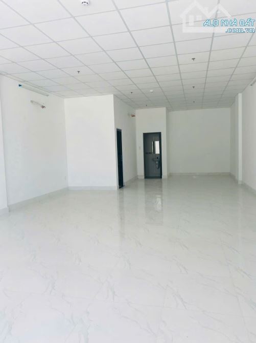 CHO THUÊ CĂN HỘ MẶT TIỀN TẦNG TRỆT – CHUNG CƯ HỒNG LOAN 5C – GIÁ CHỈ 6.5 TRIỆU/THÁNG - 2