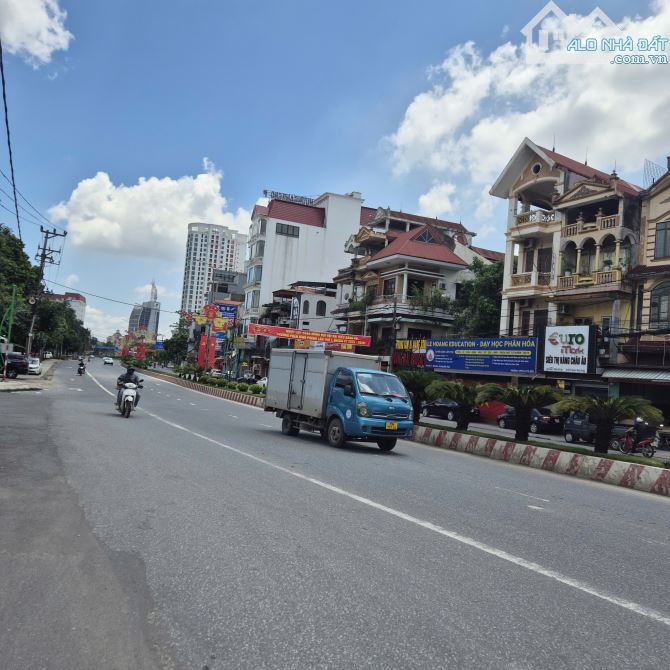 244m2 mặt tiền đường Bắc Kạn trung tâm Thái Nguyên - 2