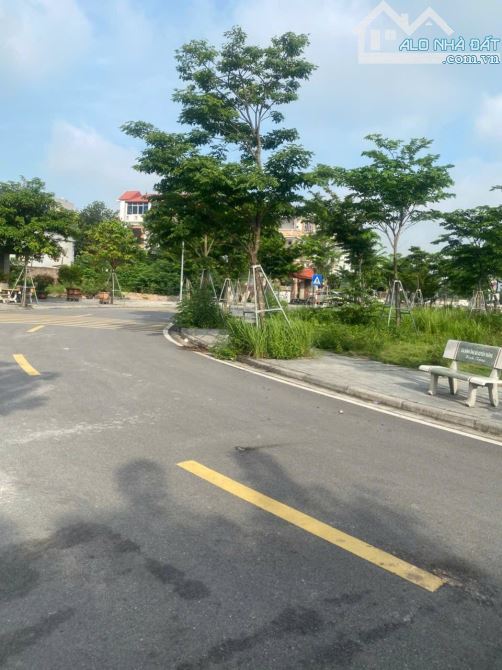 Nhỉnh 5 tỷ sở hữu ngay lô đất tuyệt đẹp 62m, ngõ ôtô thông, gần QL3, giá đầu tư! - 2