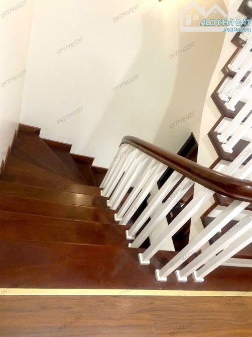 BÁN NHÀ NGUYỄN KHÁNH TOÀN 52m2 - NHÀ DÂN XÂY - HAI THOÁNG, GARA Ô TÔ + VĂN PHÒNG - 2