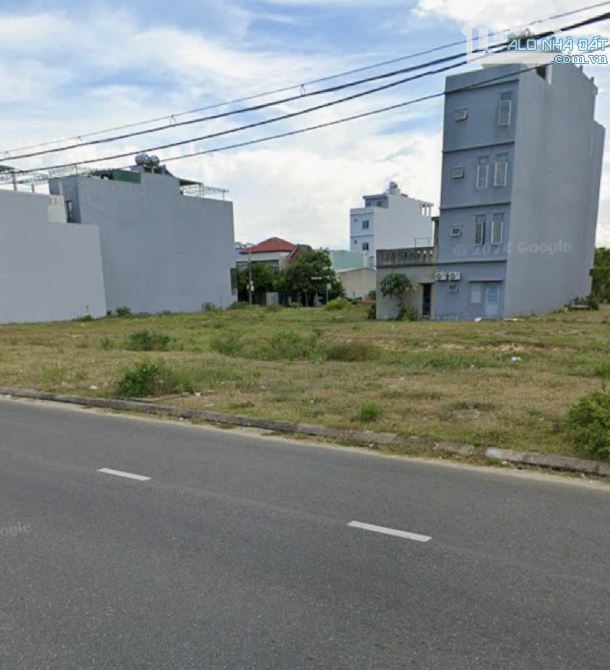 Duy nhất -cặp đất BIỂN MT NGUYỄN KHẮC VIỆN -DT 250m2, xây cao tầng -Ngay bãi tắm Sơn Thuỷ - 2