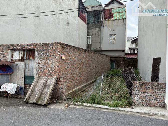 60m Đất Giãn Dân Bìa Làng - Lễ Pháp Tiên Dương - Đường 8m Ô Tô Tải Tránh - Sát Đấu Giá - 2