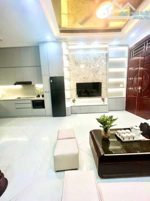 Bán nhà Trường Chinh - Đống Đa 45m 5 tầng - Tặng nội thất 8.85 tỷ - 2