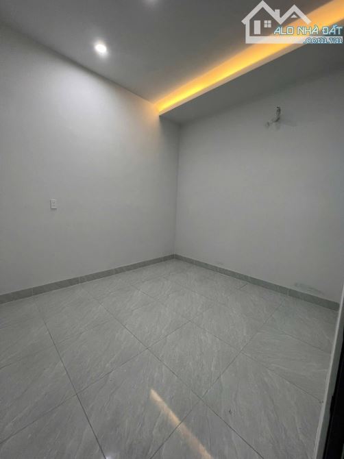 NHÀ TÂN CỔ ĐIỂN - TRẢ TRƯỚC CHỈ 600 TRIỆU ! - 2