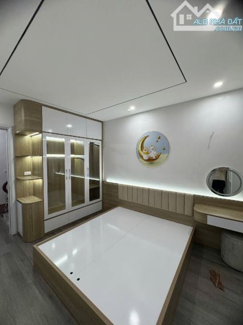 Bán nhà Mỹ Đình, 37m vuông đẹp, rất gần SVĐ Mỹ Đình - 2
