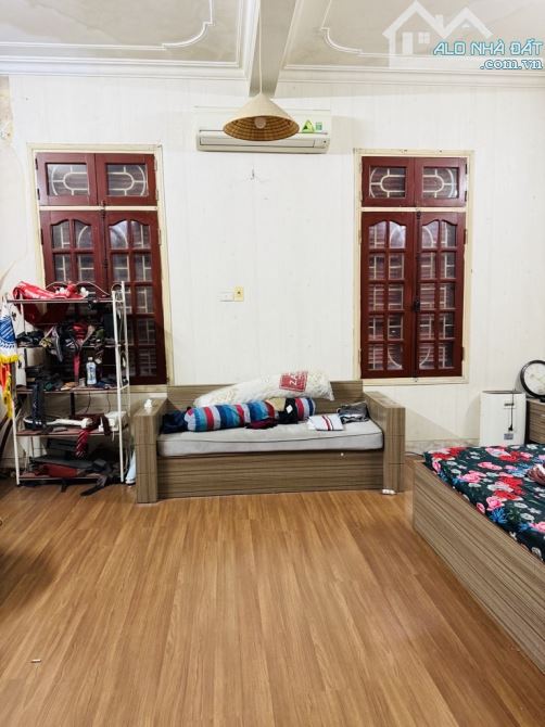 BÁN NHÀ PHỐ TẠ QUANG BỬU- Q. HBT- 10m RA Ô TÔ - TT BÁCH KHOA- 82m2 - MT 6.8m2- 15.5 tỷ - 2
