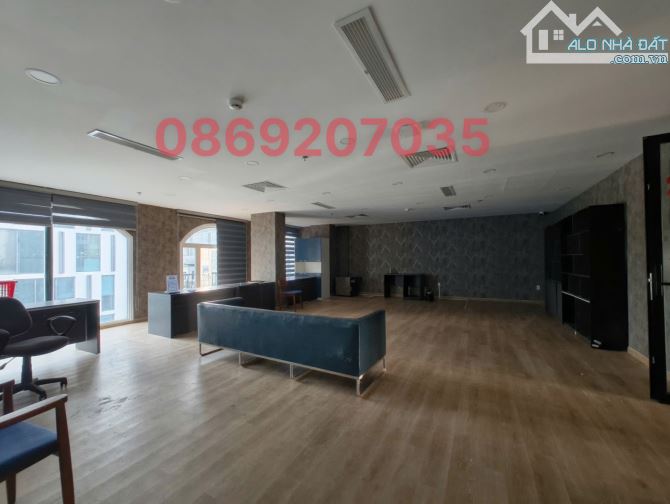 Tòa nhà 50 Trương Quốc Dung Phú Nhuận DT 15x24m 9 lầu giá thuê 550 triệu - 2