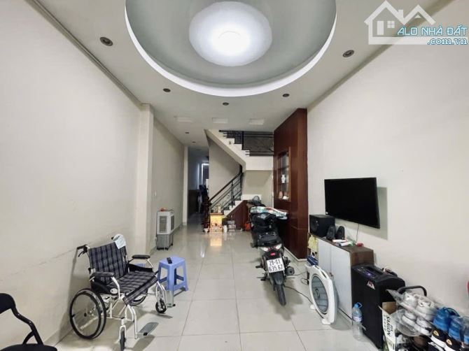 MẶT TIỀN NGUYỄN TRUNG TRỰC- BÌNH THẠNH, XE HƠI NGỦ NHÀ, NGANG 3.9 DÀI 22, 10T TRÒN - 2