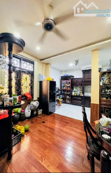 BIỆT THỰ GỖ LIM - ĐẲNG CẤP THƯỢNG LƯU Hậu Giang Q6 Ngang 9mX25m Giá 74,99 Tỷ TL Chính Chủ - 2