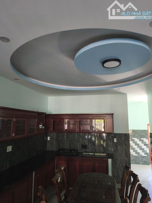 BÁN GẤP CĂN NHÀ DẠNG BIỆT THỰ – GẦN TRUNG TÂM HỘI AN 🏡  📍 Vị trí: Đường Nguyễn Tất - 2