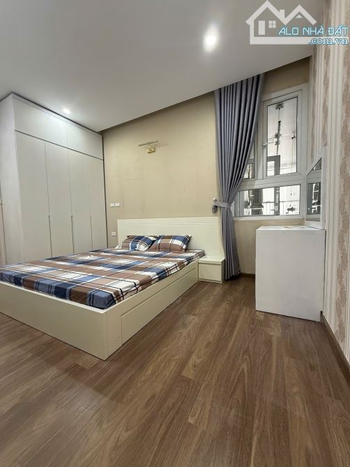 Bán căn hộ cao cấp mặt phố Trần Phú! 85m2 2n2wc chỉ 5..tỷ - Căn góc, tặng full NT mới 99% - 2