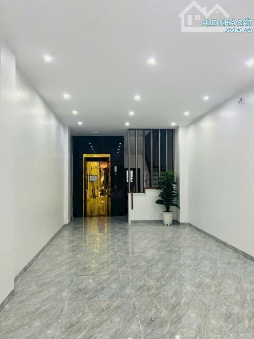 Duy nhất 1 căn rẻ nhất KĐT Đô Nghĩa, Hà Đông- 7T- thang máy nhập khẩu.Giá 15 tỷ - 2