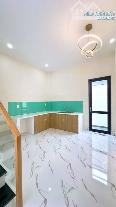 Bán Nhà Bình Chiểu, 56m2 x 3 tầng, SHR, Xe Hơi vào nhà, Chỉ 4 tỷ x - 2