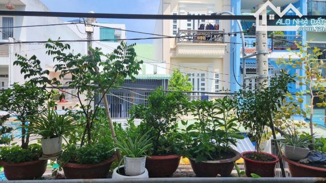 Bán nhà mặt tiền TCH17 DT 4x17m 2 tầng giá 6.2 tỷ - 2