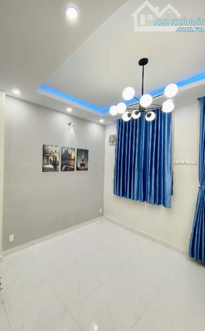Bán nhà hẻm Nguyễn Văn Quỳ P Phú Thuận Quận 7. 26m2 - 2