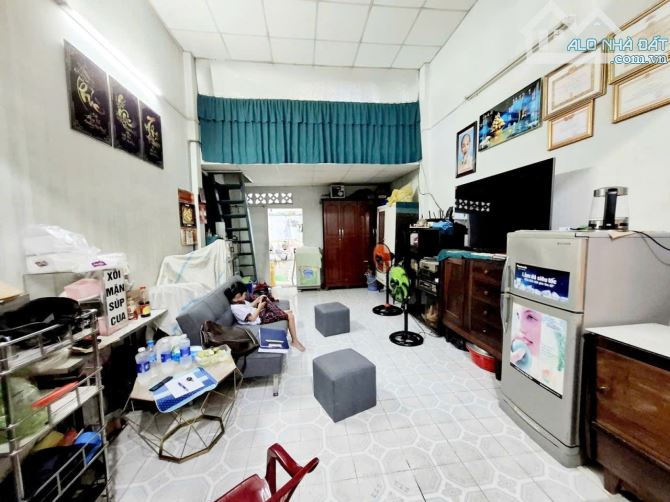 Hàng Thơm nhà Trần Văn Ơn Tân Sơn Nhì ngay trường học Đoàn Thị Điểm 36m2 Nhỉnh 2ty - 2