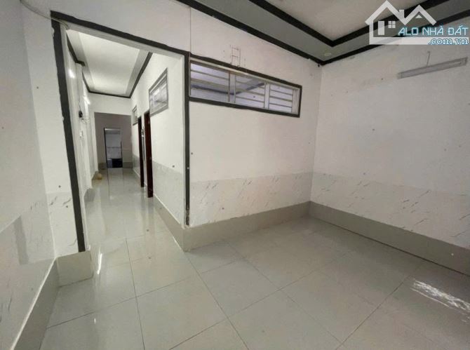 NGỘP BÁN GẤP NHÀ Ở TÂN HIỆP HÓC MÔN 5x16 ( 80m2 ) 860 TRIỆU SHR ĐỦ - 2