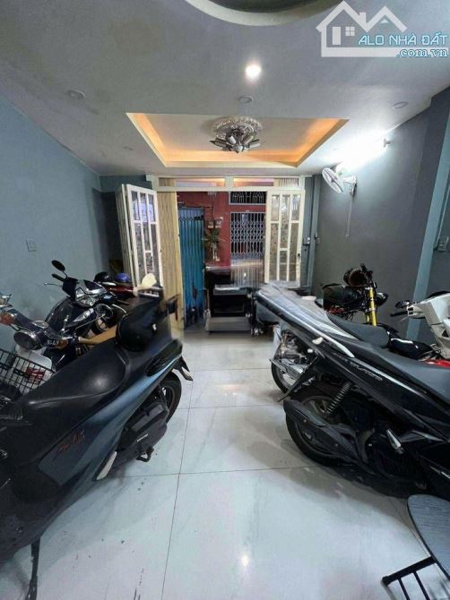 CHO THUÊ NHÀ NGUYÊN CĂN – LÊ HỒNG PHONG, NGANG 4M- QUẬN 10 - 2