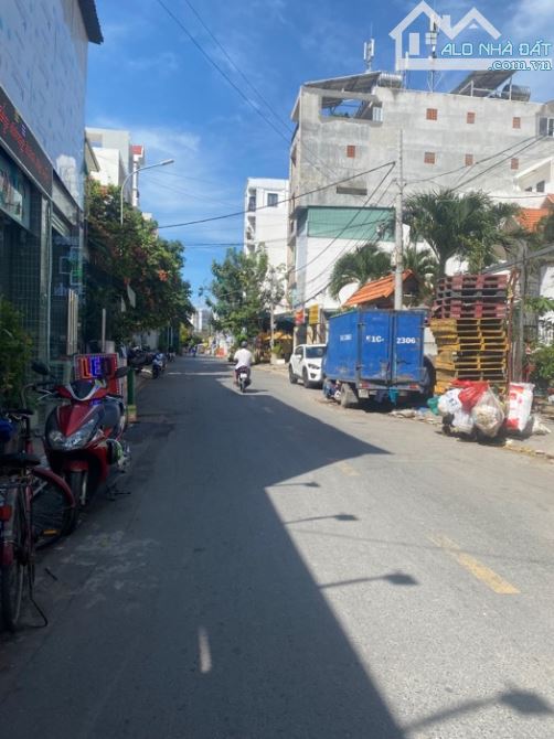 Bán nhà mặt tiền Lê Thị Chợ P Phú Thuận Quận 7. 33m2 - 2