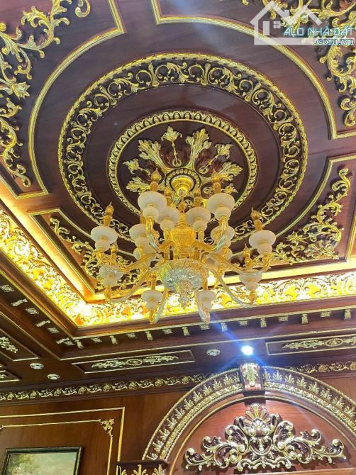 Bán Biệt Thự 600m2 dát vàng, tặng full nội thất - Đang có HĐT 120tr/ tháng - 2