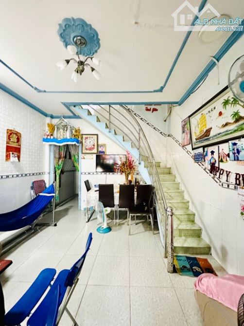 Bán nhà hẻm Nguyễn Văn Quỳ P Tân Thuận Đông Quận 7. 50m2 - 2
