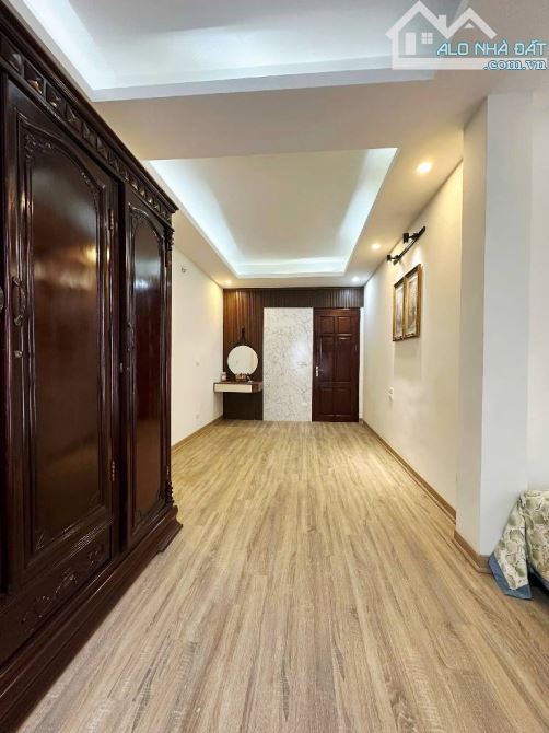🏡BA ĐÌNH - ĐỘI CẤN-NHÀ ĐẸP DÂN XÂY-Ở NGAY - TẶNG FULL  NỘI THẤT- NGÕ THÔNG -GẦN ÔTÔ TRÁNH - 2