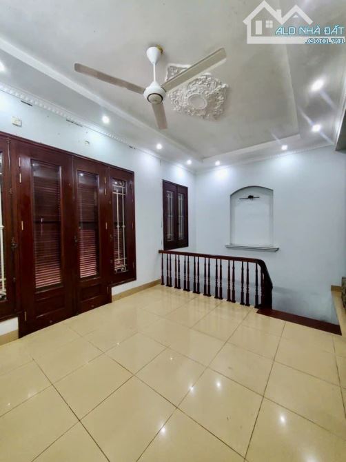 BÁN NHÀ – MẶT NGÕ KINH DOANH – MAI DỊCH CẦU GIẤY  – MẶT TIỀN RỘNG – GẦN PHỐ - 55M2 - 2