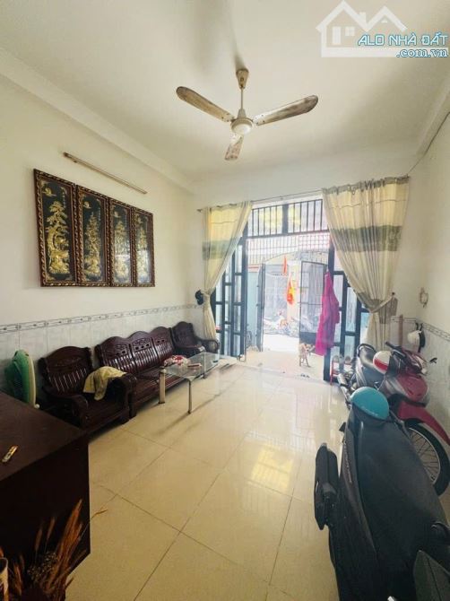 Bán Nhà Hẻm Nhựa Ô Tô 6m, Mặt Tiền Thoại NGọc Hầu, Tân Phú, 7.8Tỷ, 71m2(4,1x17), 4Tầng - 2