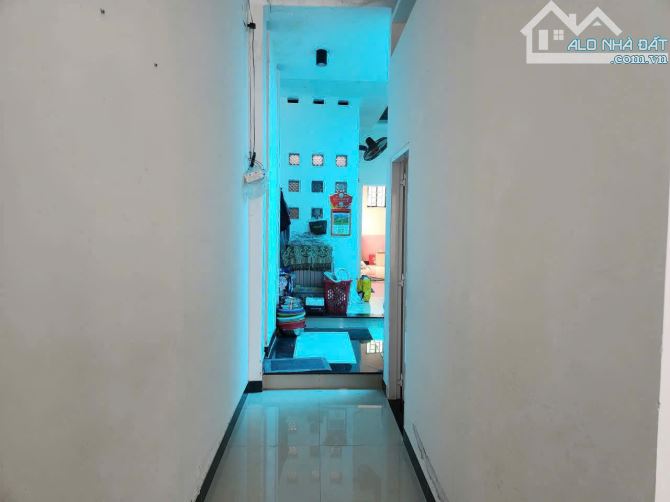 Nhà hẻm Liên Hoa Nha Trang dt 100m2 2pn 2wc giá chỉ 2ty7 - 2