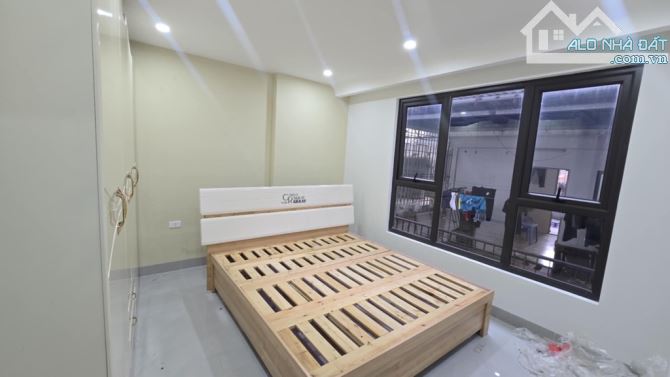 Dương Quảng Hàm - 38m2 - 6 tầng - Thang máy - Gần phố - Phân lô - 2
