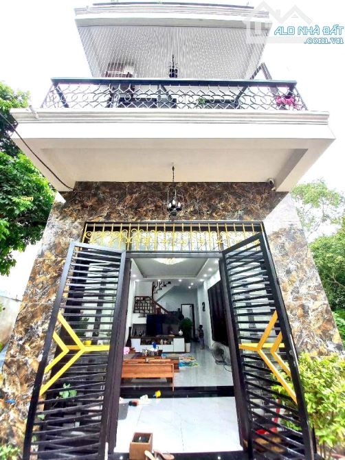 60 M², Ô TÔ 7 CHỖ ĐỖ CỬA, NHÀ ĐẸP LONG BIÊN, THOÁNG TRƯỚC SAU - FULL NỘI THẤT - 2