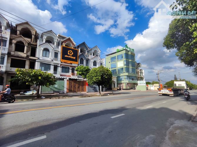 7,2Tỷ TL🔥Bán nhà Thô 1 trệt 3 lầu MT đường ĐT743A, KDC Phú Hồng Thịnh 10, P.Bình An_Dĩ An - 2