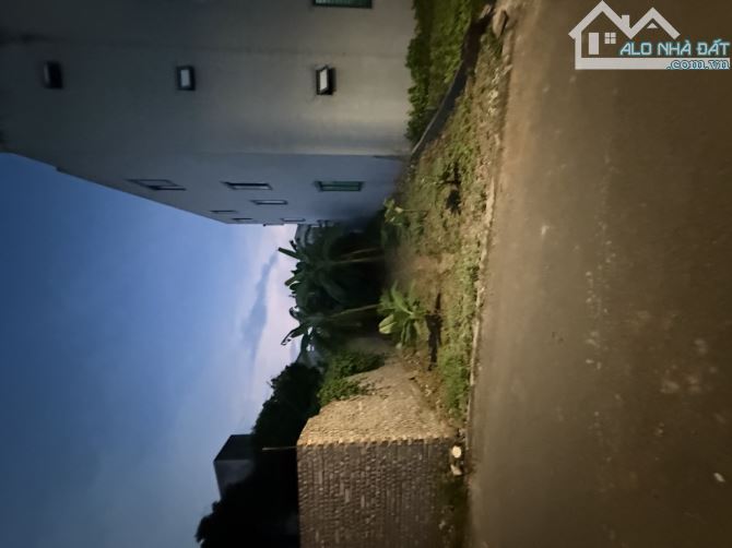 Ô tô Thông - Gần UBx,Trường học,Chợ.Bán Đất Dương Quang-Gia Lâm.Dt 90m,Giá 6.28 Tỷ. - 2