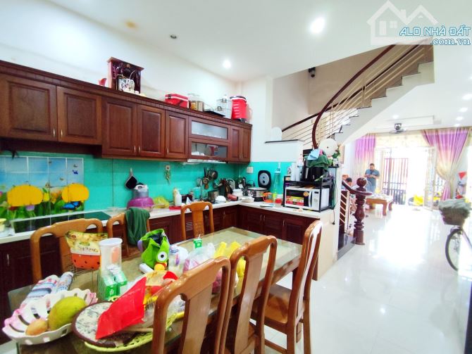 Bán Nhà Hẻm Ô Tô Lê Đình Cẩn Gần Aeon Mall Bình Tân  4 Tầng 60m², Nhỉnh 6 Tỷ TL - 2