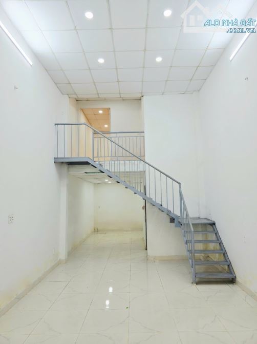 🏡 HXH, HẺM 220 VÕ VĂN HÁT, 65m2, TRỆT LỮNG,SỔ HỒNG RIÊNG HOÀN CÔNG, 4 tỷ (còn bớt). - 2