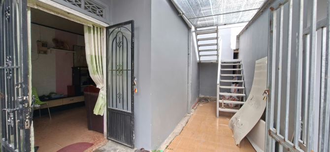 NHÀ SỔ RIÊNG XÂY DỰNG CÁCH CHỢ HOÀNG DIỆU VÀI TRĂM MÉT - 2