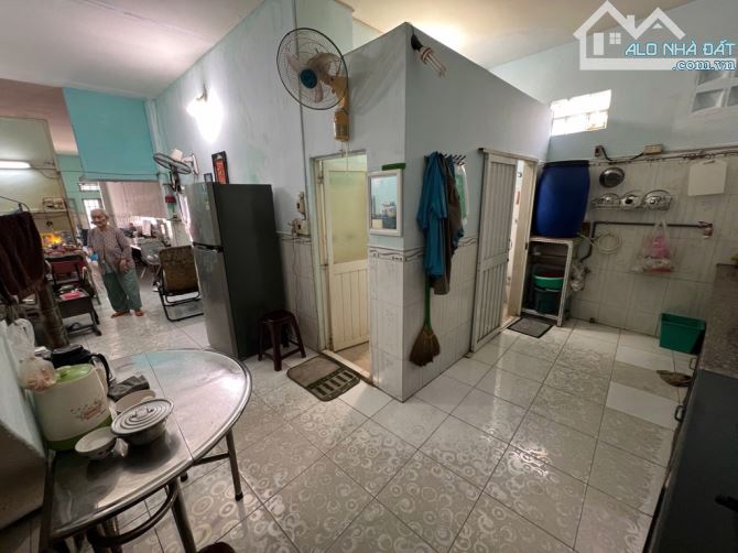 BÁN NHÀ ( 4x15 ) GẦN MT CÔ GIANG - TT QUẬN 1 - CHỈ 11 Tỷ - 2