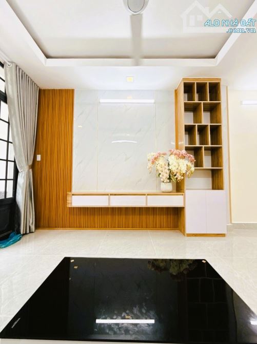 CHỈ 9 TỶ, NHÀ ĐẸP HẺM XE HƠI 70m2 - PHAN ĐĂNG LƯU, NGUYỄN VĂN ĐẬU, HOÀNG HOA THÁM - BT. - 2