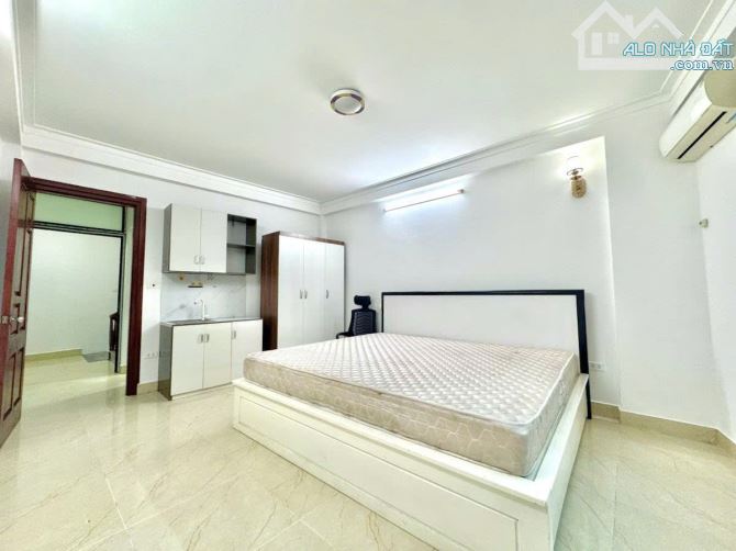 BÁN CĂN HỘ DÒNG TIỀN 30TR/ THÁNG - NGÕ 734 KIM GIANG 7T X 40M2 7 TỶ 8 - 2
