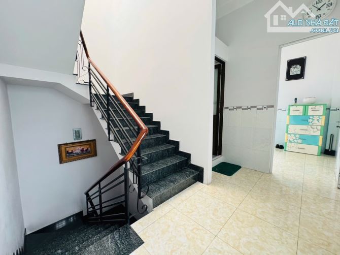 HOT, HOT, BÁN GẤP NHÀ ĐẸP BÌNH ĐÔNG [P14, Q8] DT:51M2(4.9 X 11M)4T, 4PN,3WC CHỈ 5.65 TỶ - 2