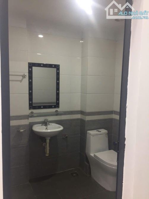 NHÀ MẶT PHỐ QUANG TRUNG HÀ ĐÔNG-GẦN NHÀ THI ĐẤU -KINH DOANH ĐỈNH-VỈA HÈ-40M2*5T*MT3M*15TỶ - 2