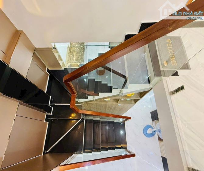 BÁN NHÀ---GIÁ: 5.75TỶ-- Đ.NGUYỄN VĂN KHỐI,P8, - 23