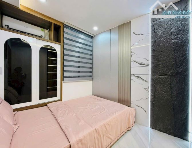 BÁN NHÀ---GIÁ: 5.75TỶ-- Đ.NGUYỄN VĂN KHỐI,P8, - 26
