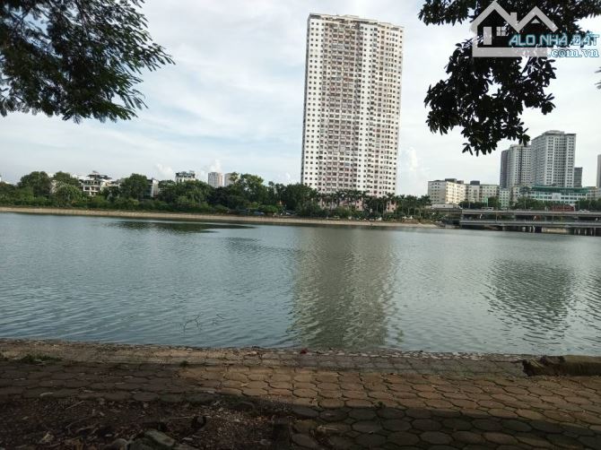 Bán nhà mặt phố Nguyễn Hữu Thọ. DT 450m2, lô góc 3 thoáng, 2 MT rộng 52m, giá 285 tỷ - 2