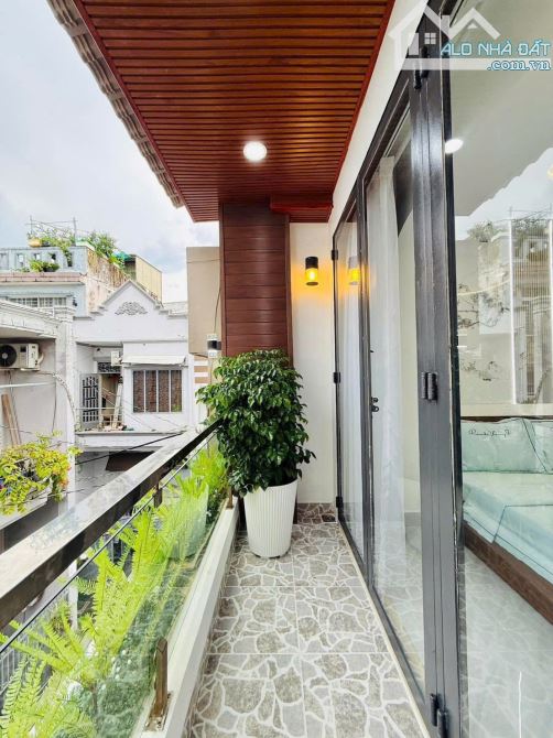 BÁN NHÀ---GIÁ: 5.75TỶ-- Đ.NGUYỄN VĂN KHỐI,P8, - 29